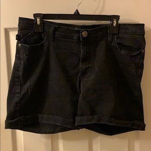 Rock & Republic black denim shorts size 16